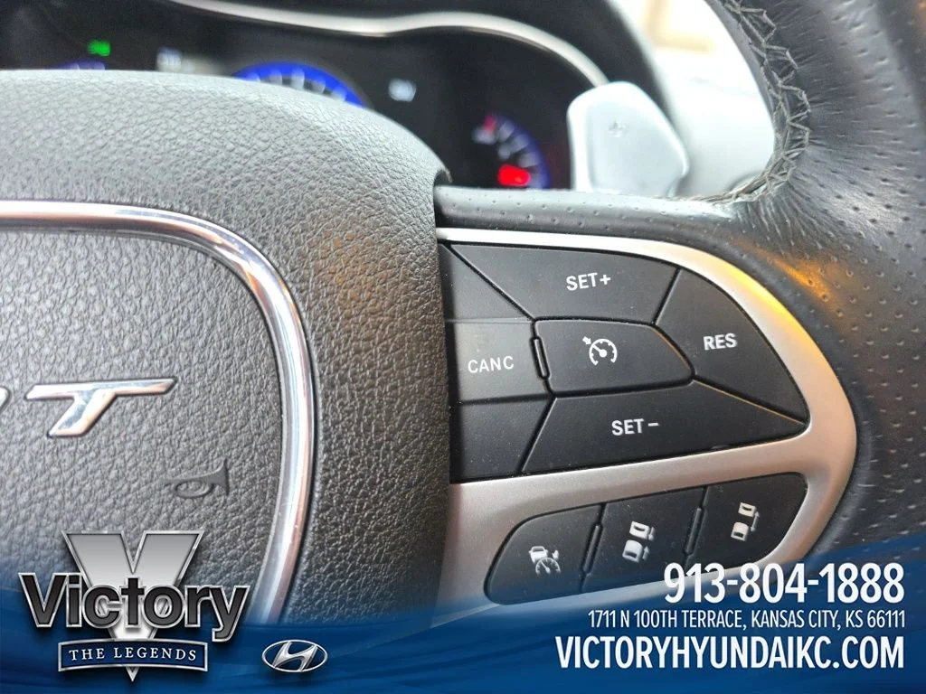 Used 2021 Silver Jeep Trackhawk image 20