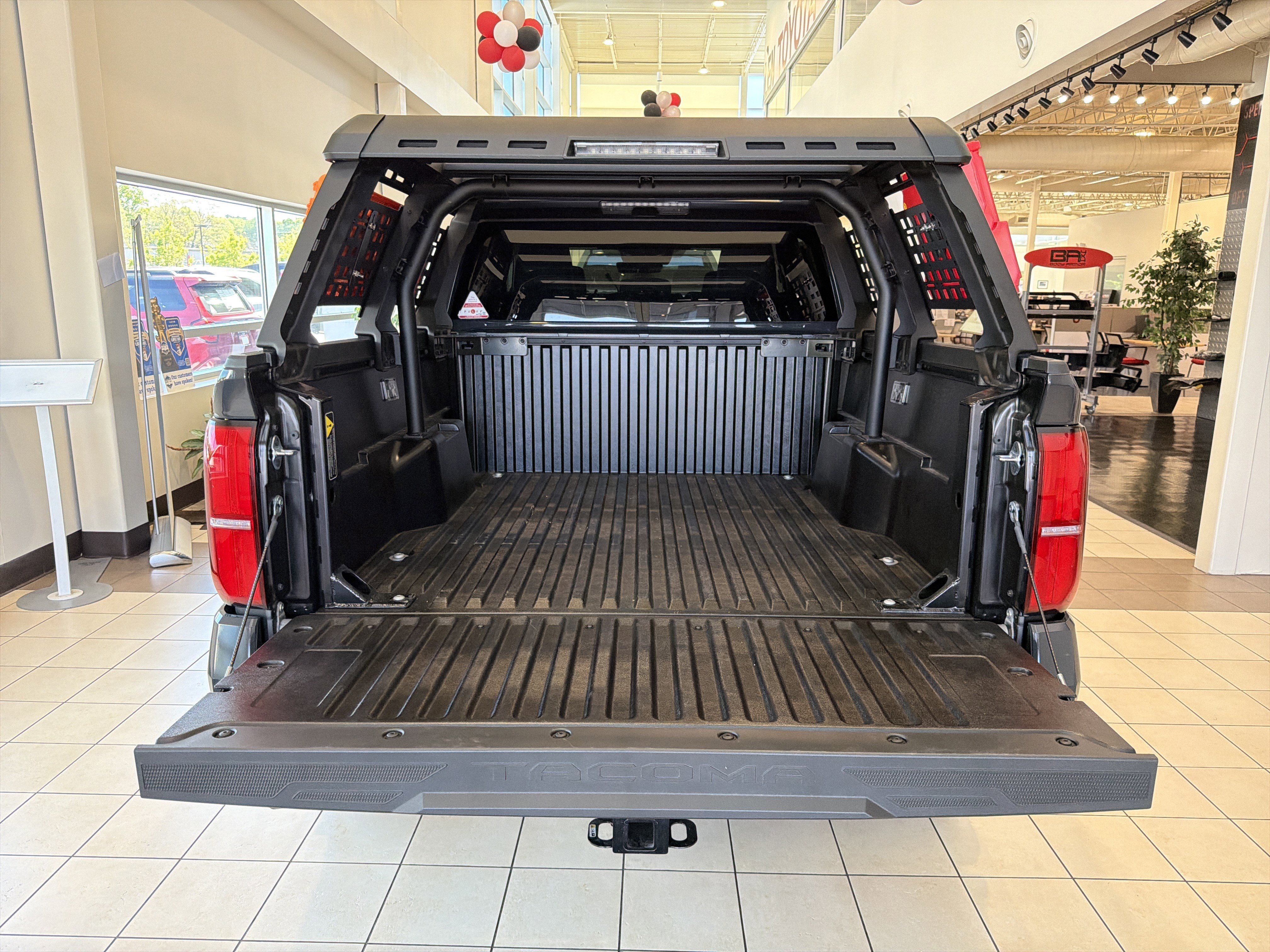 2026 Toyota Tacoma SR5 - Photo 16