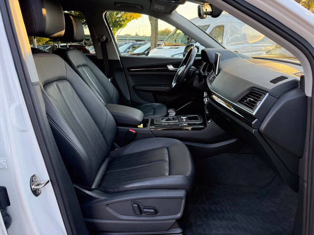 Used 2019 Ibis White Audi 2.0T Premium Plus image 31