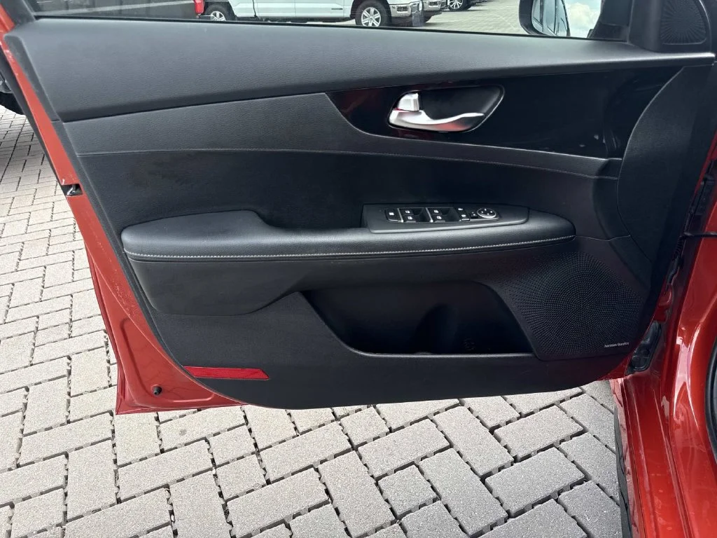 Used 2021 Red Kia GT-Line image 16