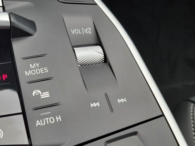 2026 BMW X1 28i - Photo 28