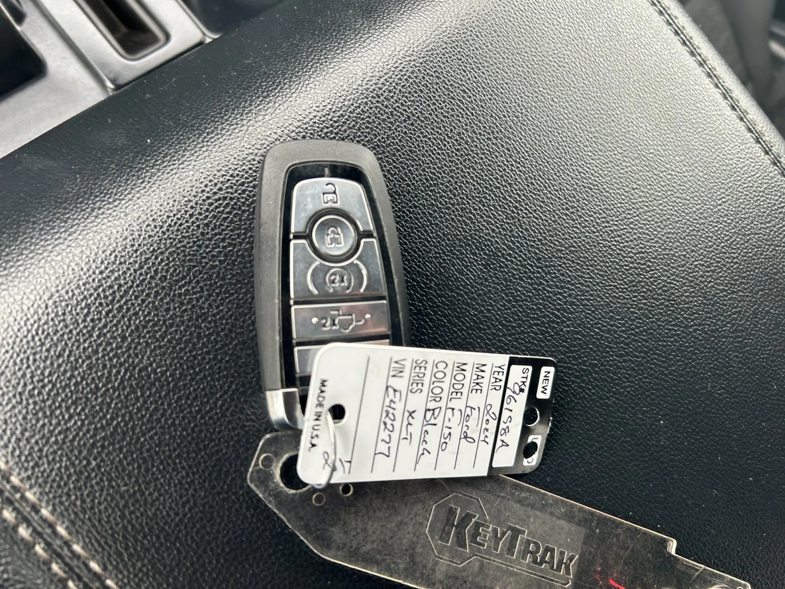Used 2024 BLACK Ford XLT SuperCrew   EcoBoost™ image 26