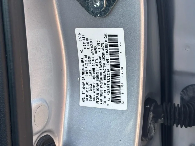 Used 2014 Alabaster Silver Metallic Honda EX image 24