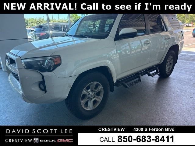 2019 Toyota 4Runner SR5 V6's photo