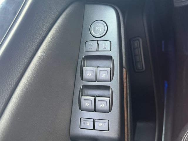 Used 2019 Black Chevrolet LT image 27