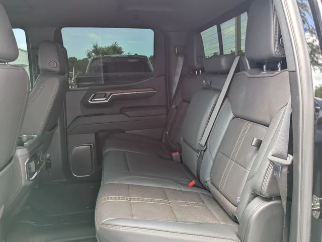 Used 2024 Black Chevrolet High Country image 10