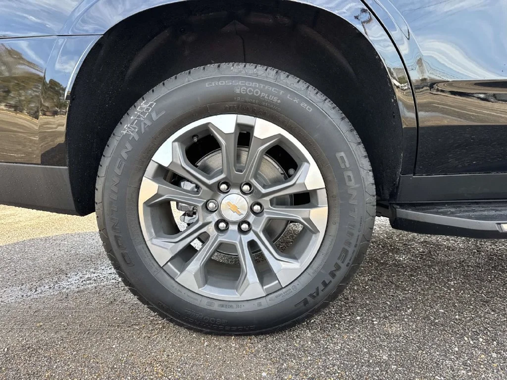 2026 Chevrolet Tahoe LS - Photo 15