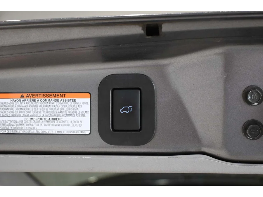 Used 2020 GRAY Toyota XLE Mobility Handicap Van image 26