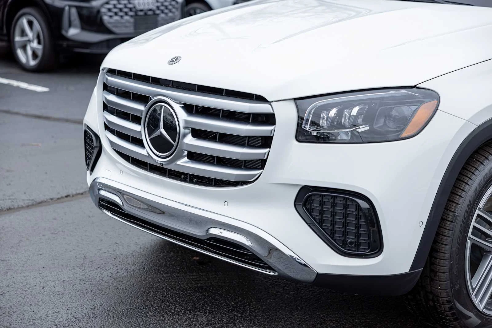 New 2026 Polar White Mercedes-Benz GLS 450 image 36
