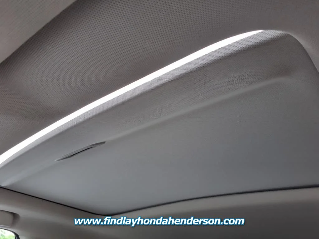 New 2027 Platinum White Pearl Honda EX image 18