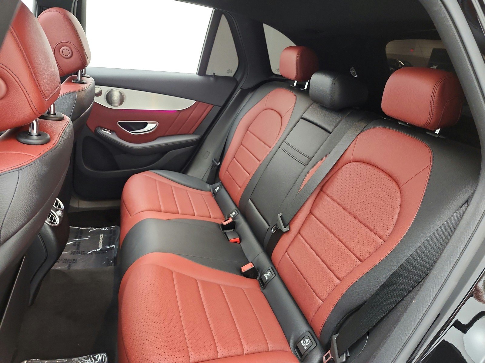 Used 2021 Black Mercedes-Benz GLC 300 SUV image 16