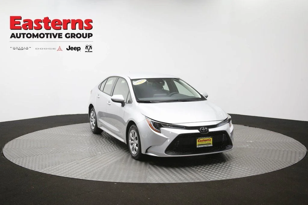 Used 2021 Silver Toyota LE image 64