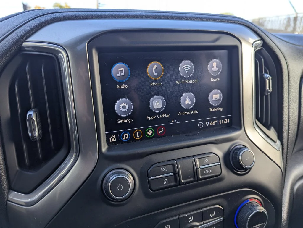 Used 2020 White Chevrolet RST image 23