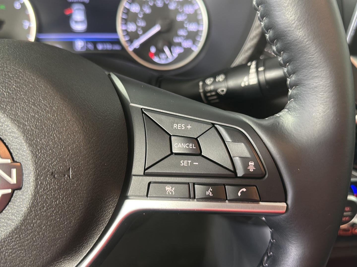 Used 2024 Scarlet Ember Tintcoat Nissan SV image 23