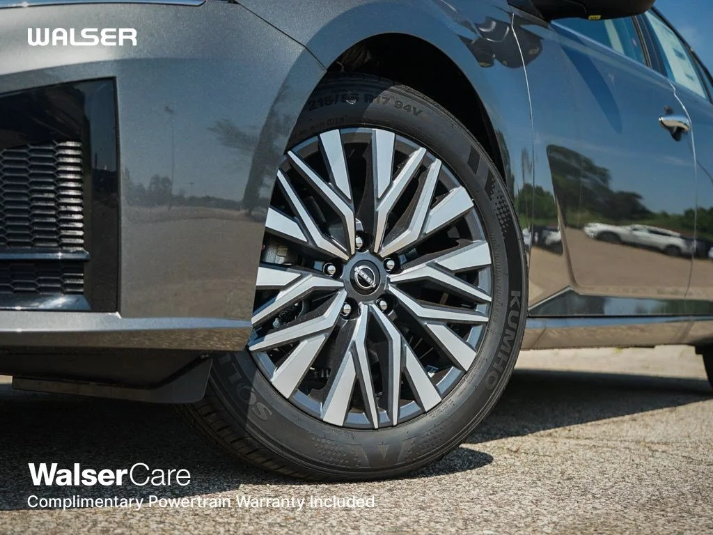 New 2026 Gun Metallic Nissan 2.5 SV image 6