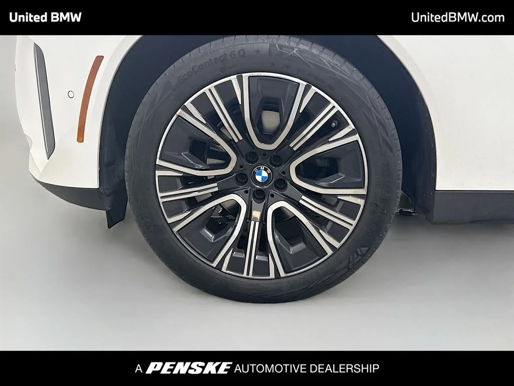 Certified Used 2025 Alpine White BMW 30 xDrive image 2