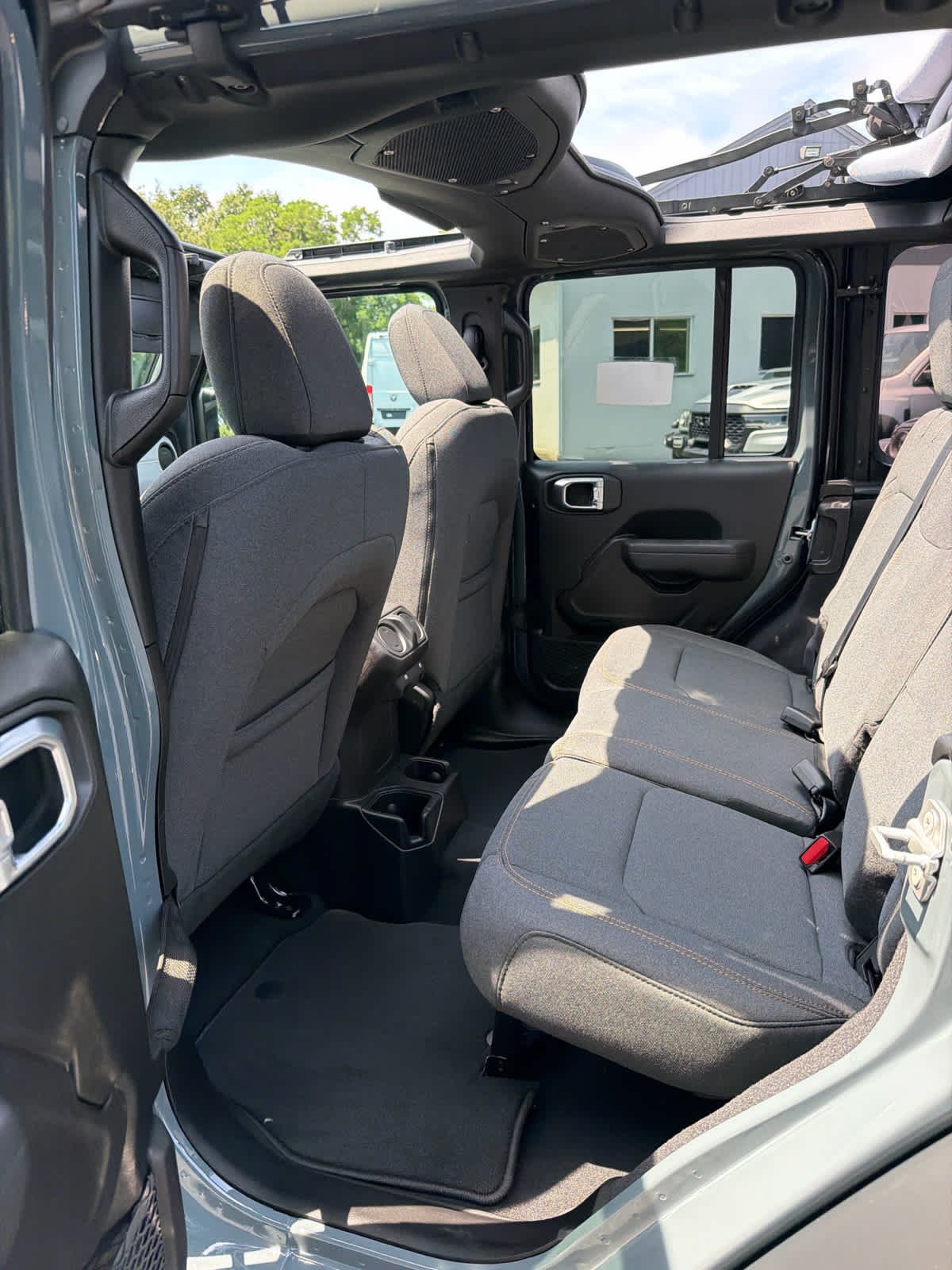 New 2026 Anvil Clear-Coat Exterior Paint Jeep Sport S image 12