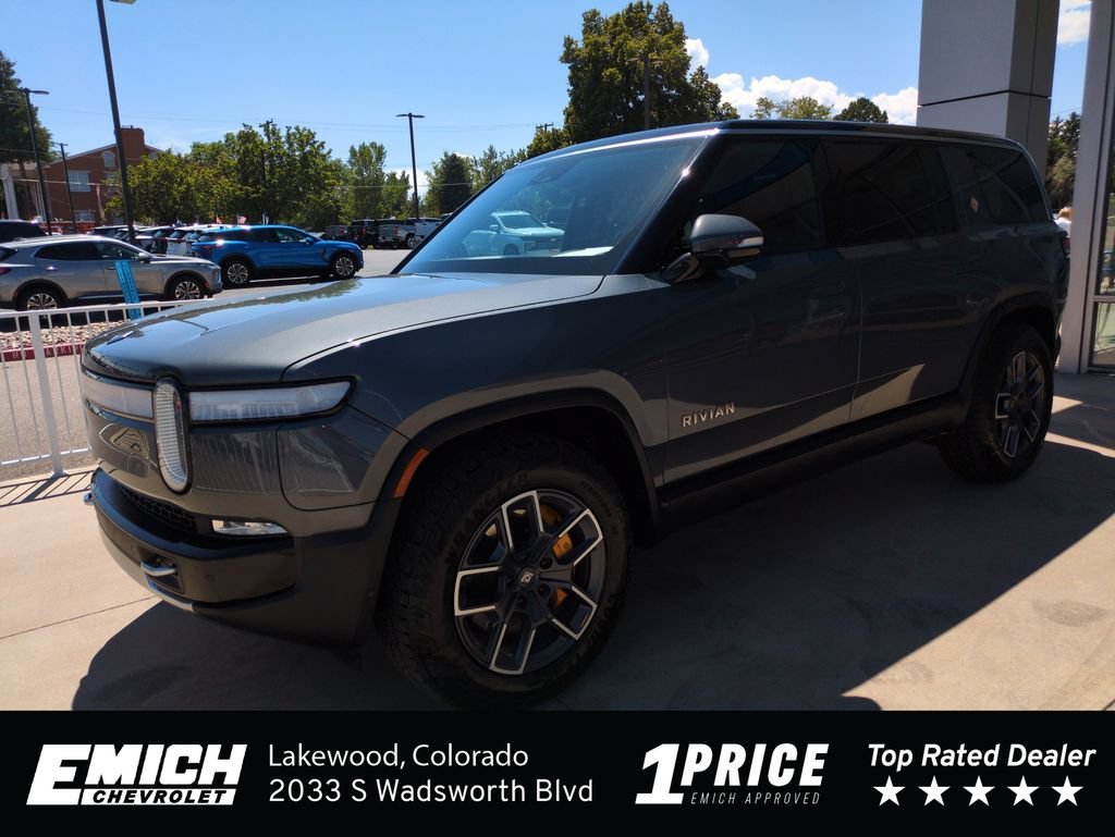 2023 Rivian R1S
