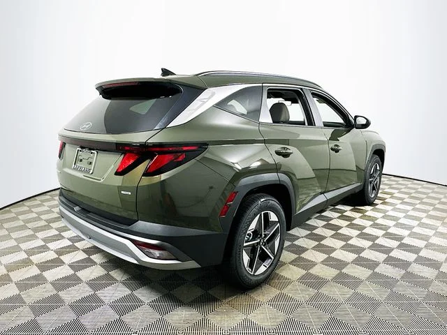 New 2026 Green Hyundai SEL image 3
