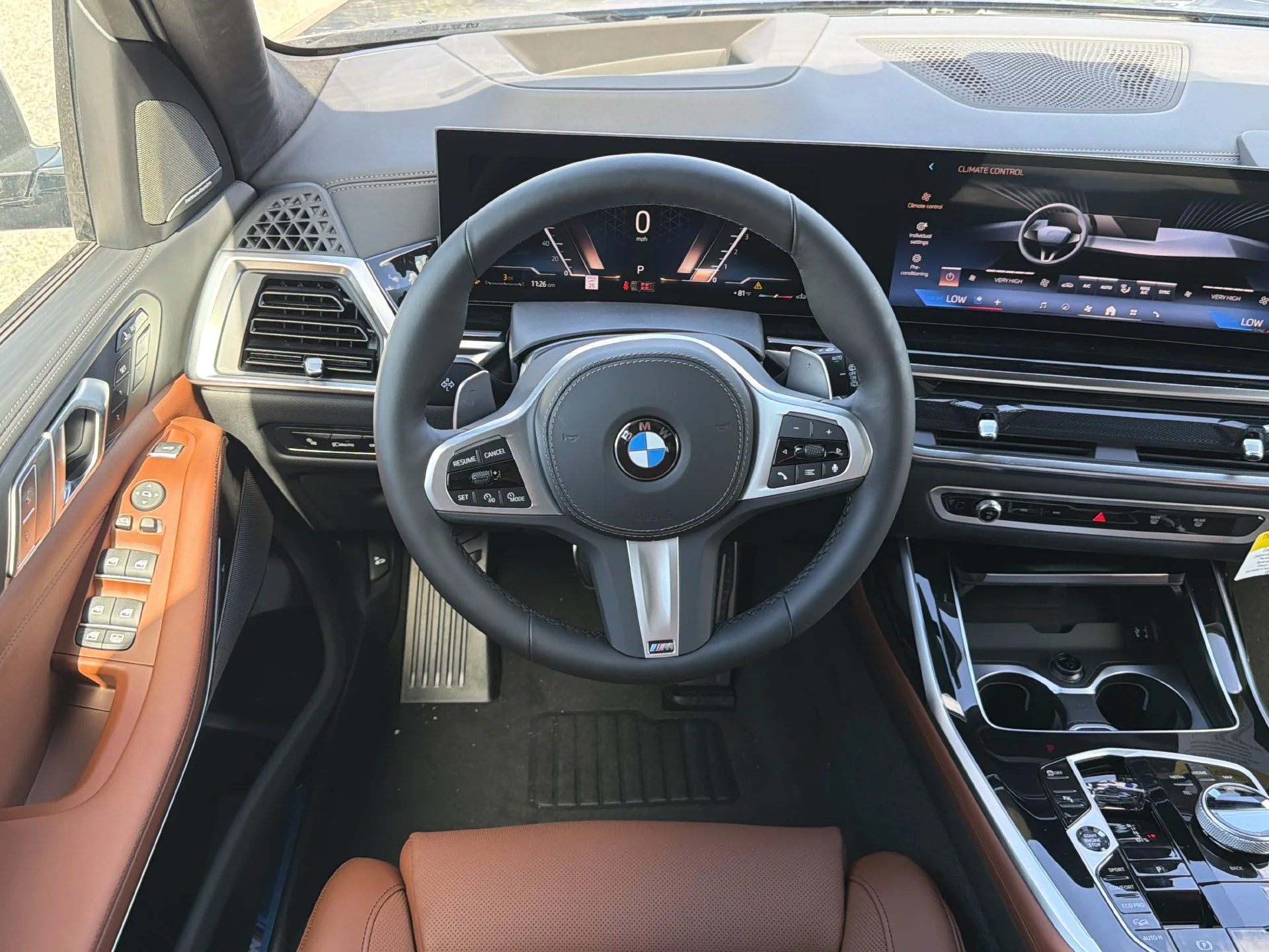 New 2027 Tanzanite Blue II Metallic BMW xDrive40i image 16