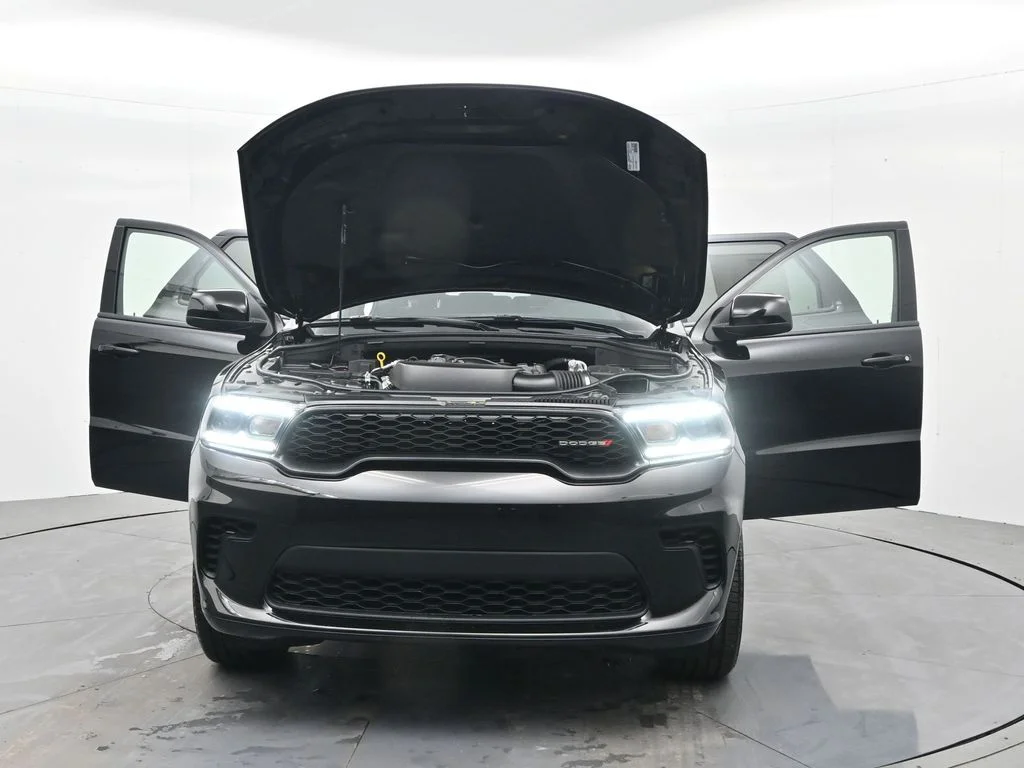 New 2026 Diamond Black Clear-Coat Exterior Paint Dodge GT image 46