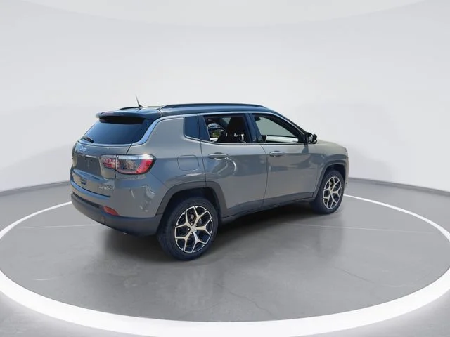 Used 2024 Gray Jeep Limited image 8