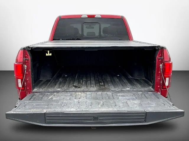 Used 2020 Rapid Red Metallic Tinted Clearcoat Ford Lariat image 47
