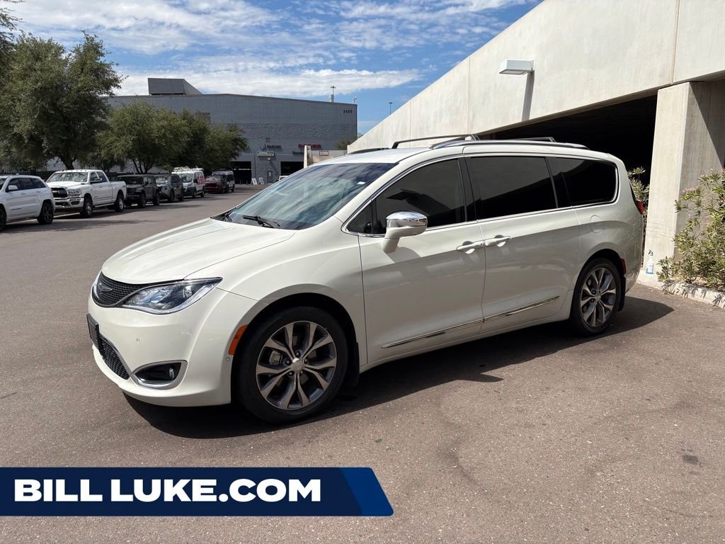 Used 2017 White Chrysler Limited image 1