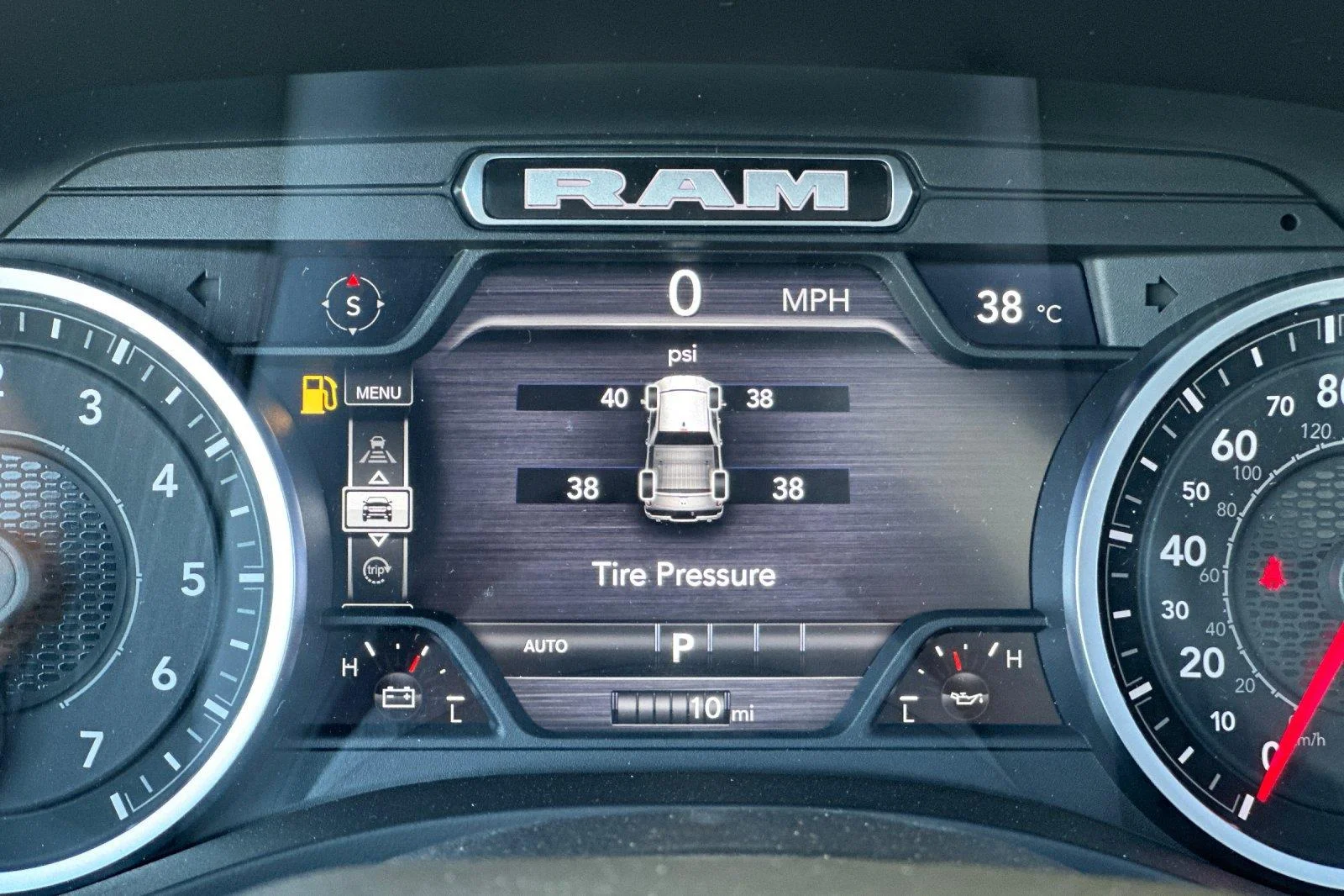 New 2026 Bright White Clear-Coat Exterior Paint RAM Laramie image 26