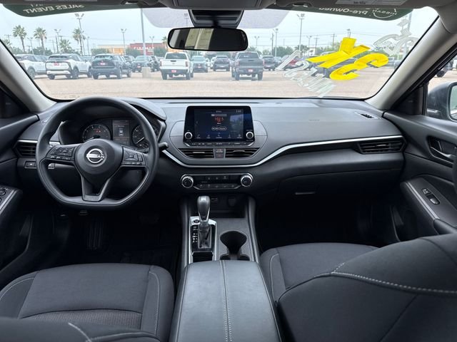 Used 2025 Black Nissan 2.5 S image 12