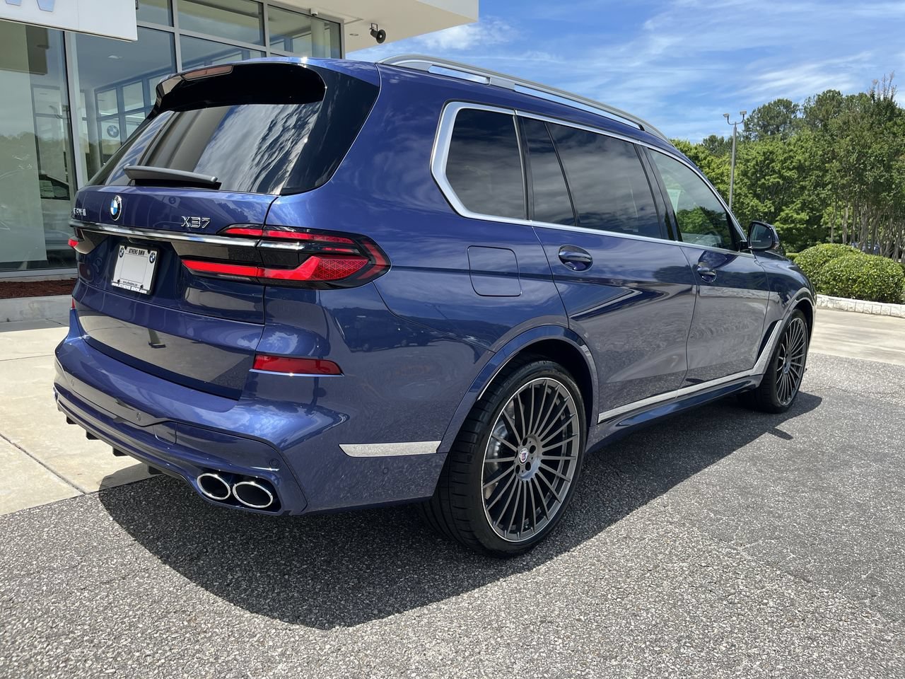 New 2026 ALPINA Blue Metallic BMW ALPINA XB7 image 8