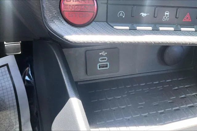 Used 2024 White Ford EcoBoost Premium image 26