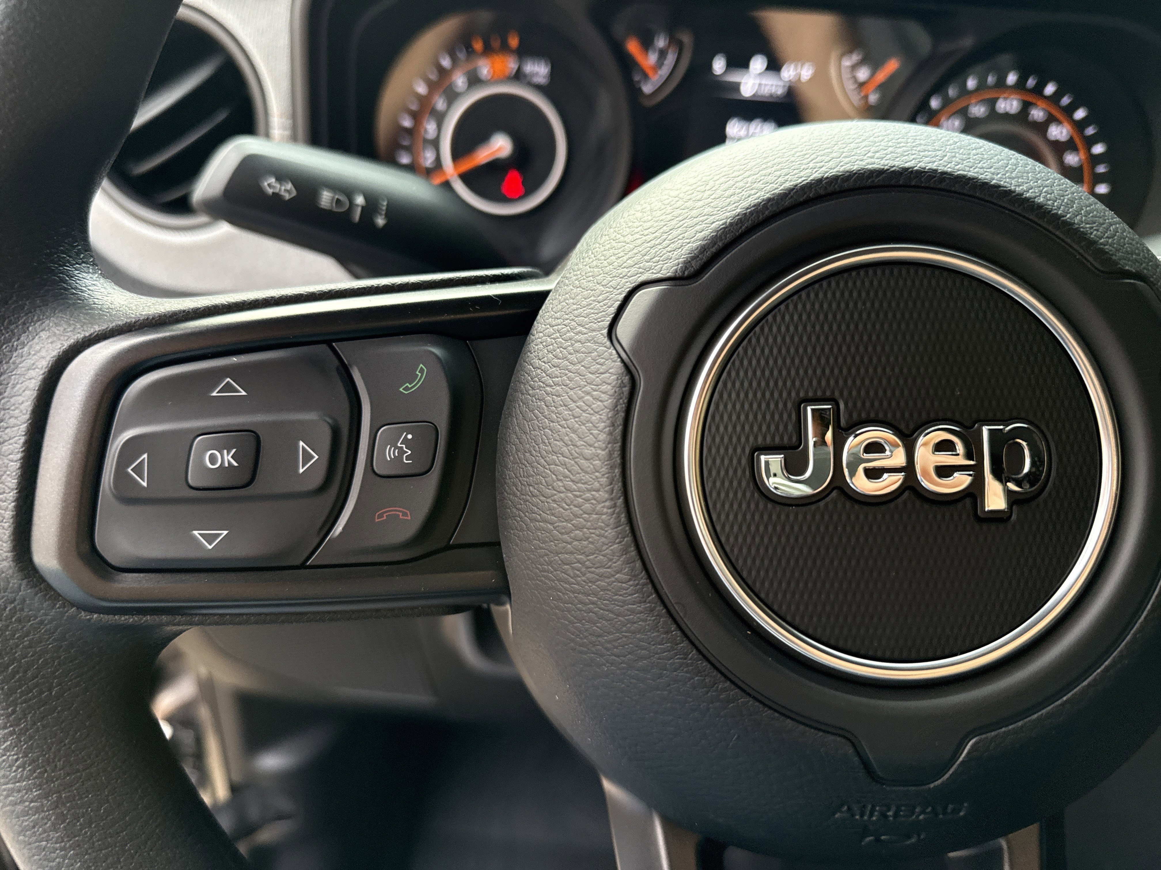 New 2026 Granite Crystal Metallic Clearcoat Jeep Sport image 21