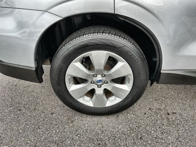 Used 2018 Silver Subaru 2.5i image 20