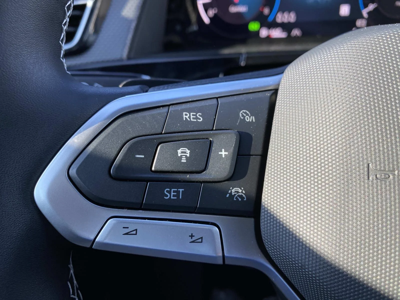 2026 Volkswagen Atlas Cross Sport SEL - Photo 16