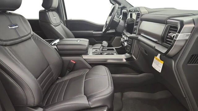 New 2025 Star White Metallic Tri-Coat Ford Platinum® image 48