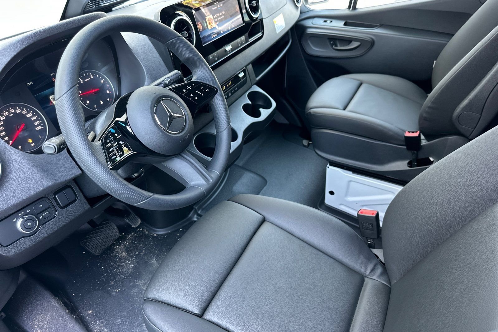 2025 Mercedes-Benz Sprinter Cargo Van Base - Photo 8