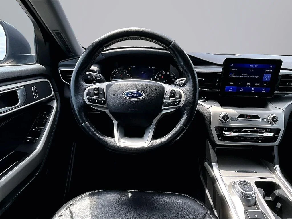 Used 2020 Blue Ford XLT image 6