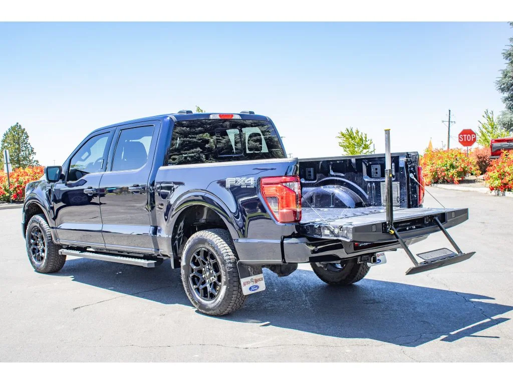 Used 2026 Antimatter Blue Metallic Ford XLT image 13