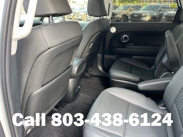 Used 2026 White Hyundai SEL Convenience image 11