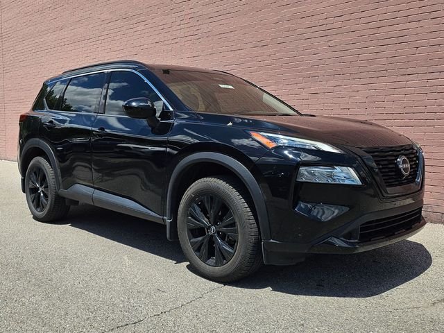 Used 2023 Black Nissan SV image 4
