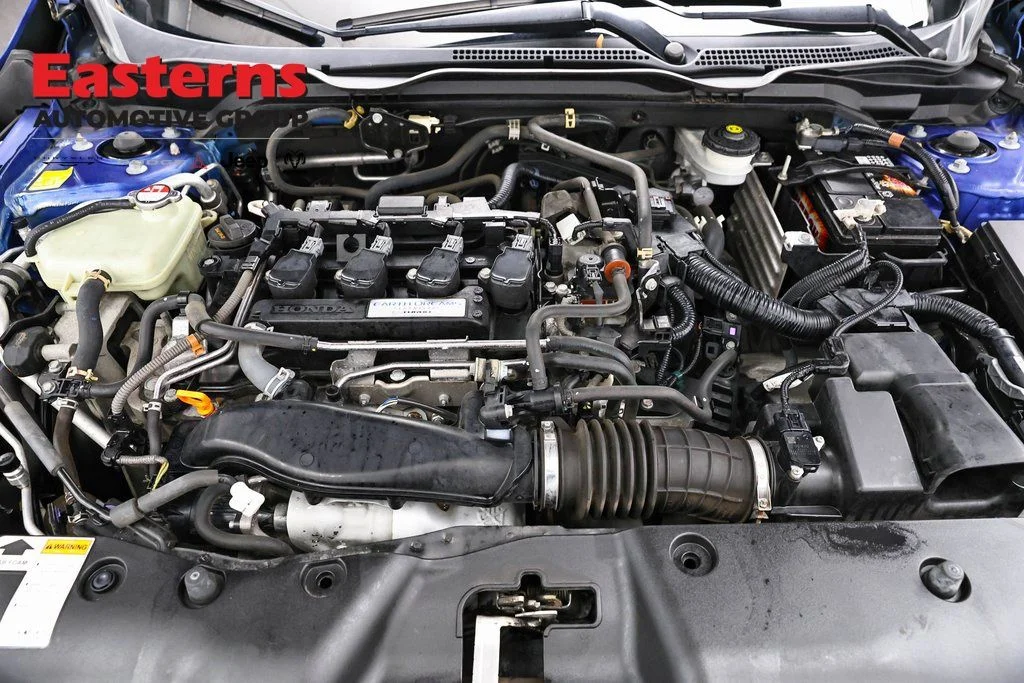 Used 2017 Blue Honda Touring image 8