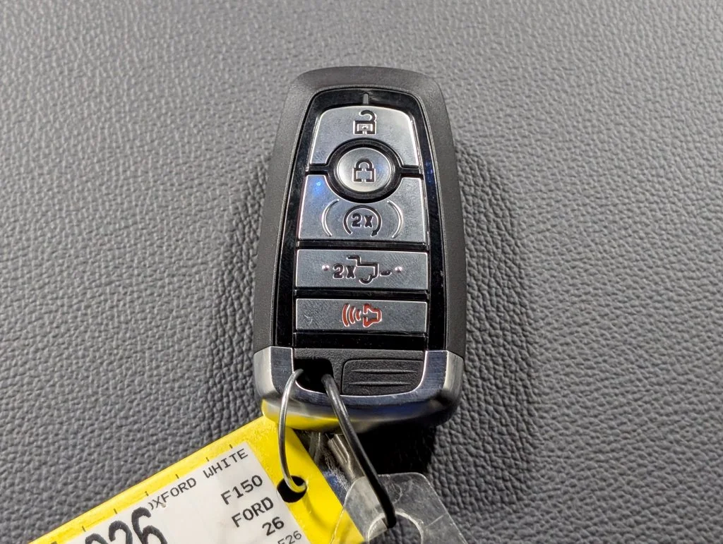 New 2026 Oxford White Ford XLT image 29