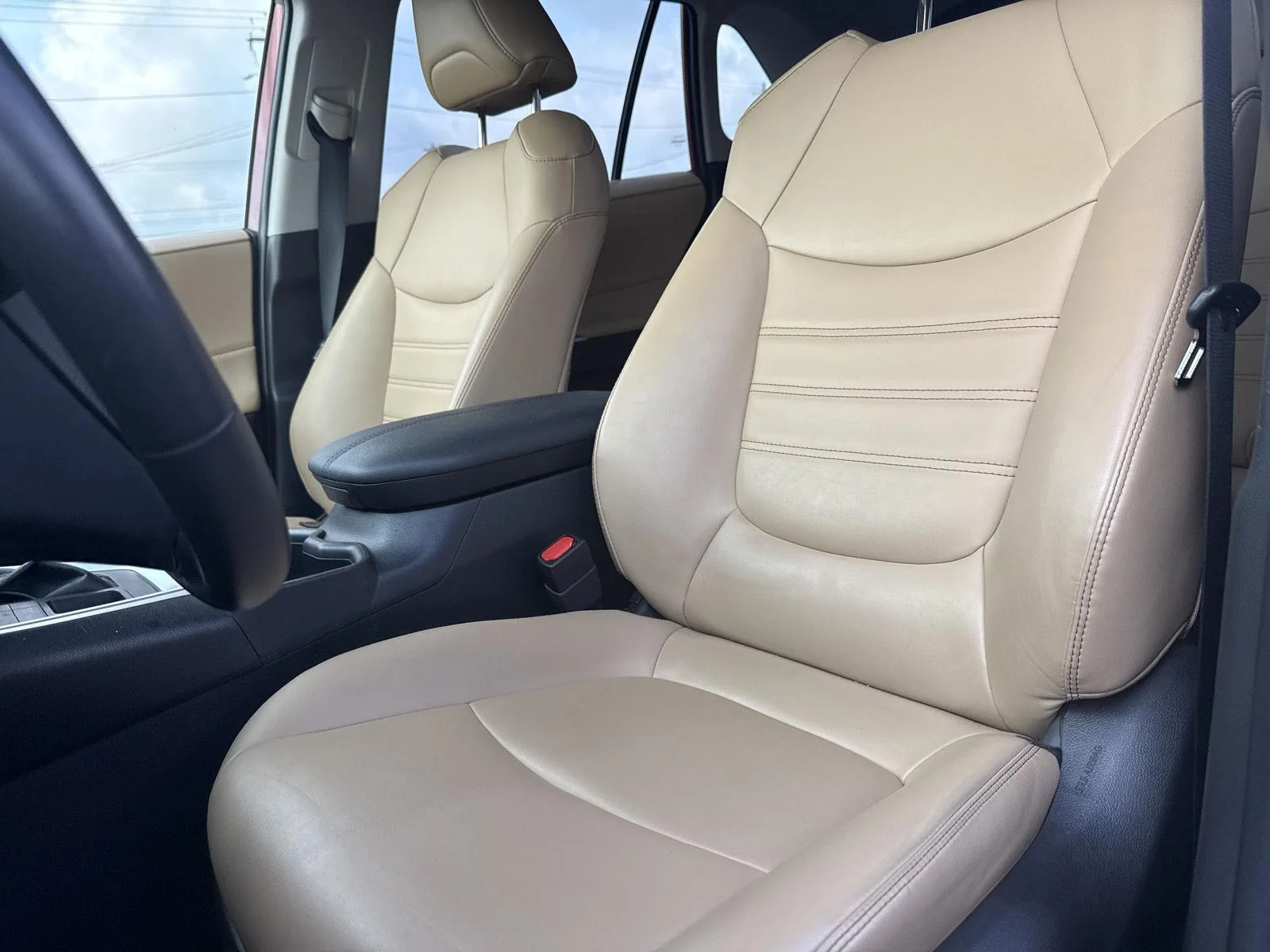 Used 2022 Ruby Flare Pearl Toyota XLE Premium image 8