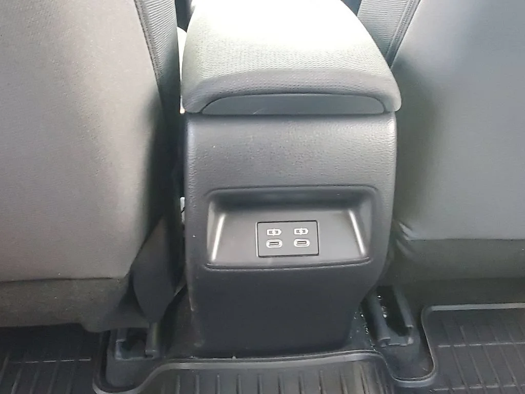 Used 2025 White Toyota LE image 20