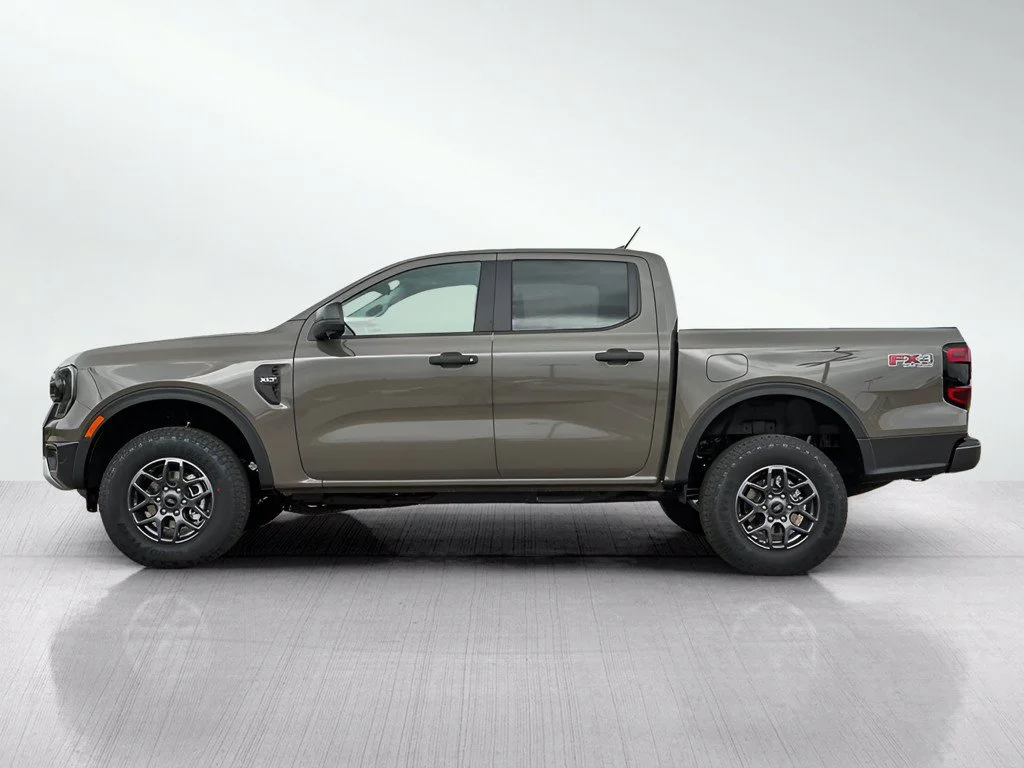 New 2026 Marsh Gray Ford XLT image 3
