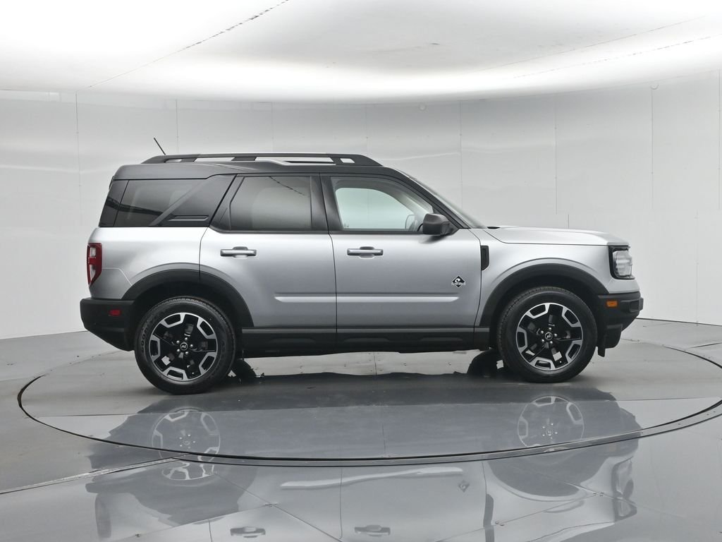 Certified Used 2022 Silver Ford Outer Banks image 30