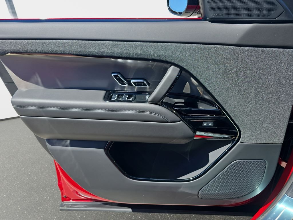 New 2026 Firenze Red Land Rover SE image 28
