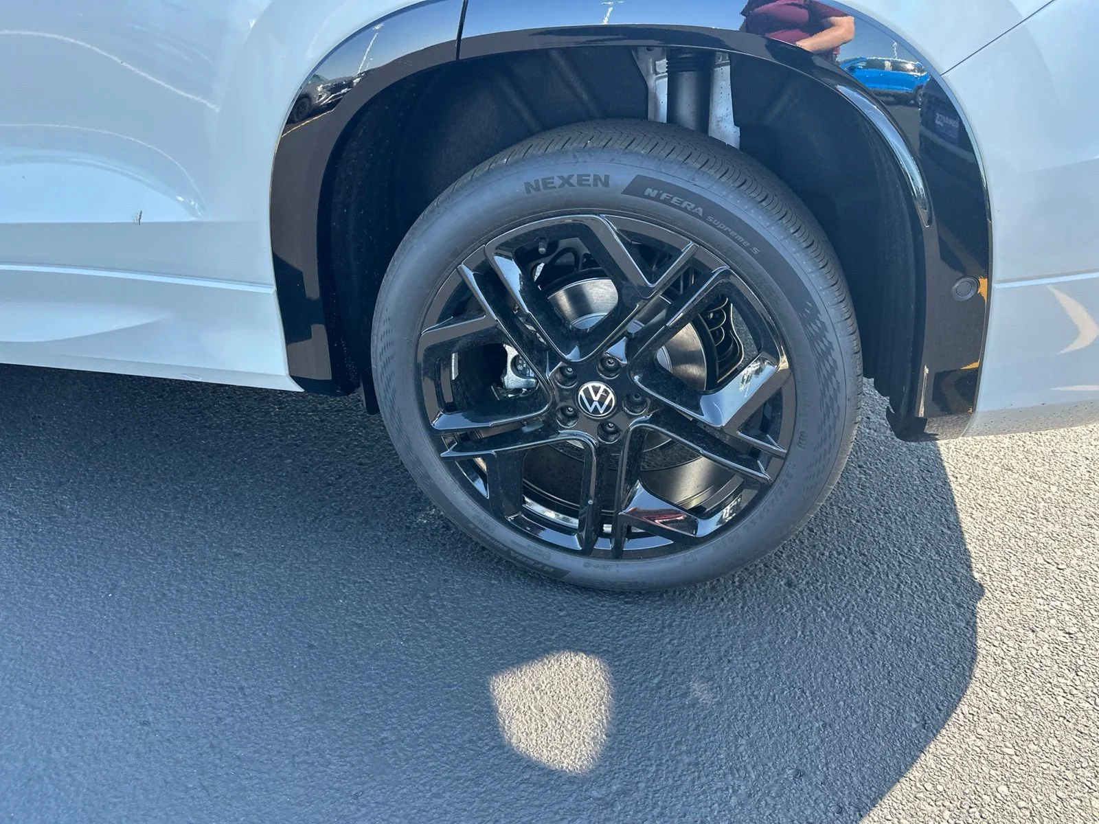 New 2026 White/off-white Volkswagen 2.0T SE R-Line Black image 8