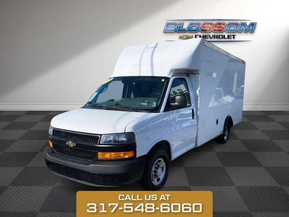 2021 Chevrolet Express Cutaway